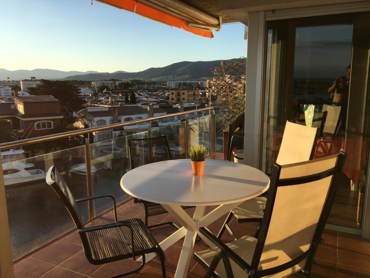 Vue Panoramique Sur La Mediterrannee, Appartement Sur Canal & Proche Plage Roses Bagian luar foto