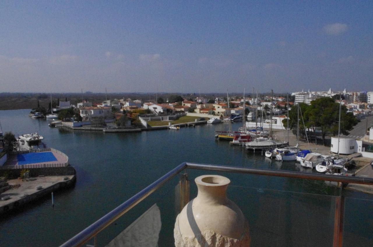 Vue Panoramique Sur La Mediterrannee, Appartement Sur Canal & Proche Plage Roses Bagian luar foto